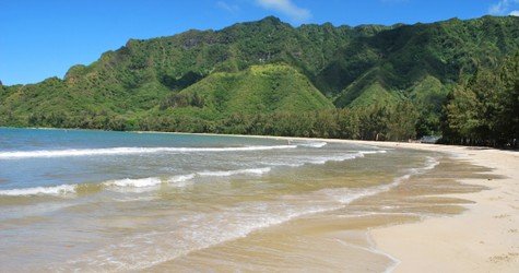 Kayaking Rainforest River on Oahu, Kahana River f-1